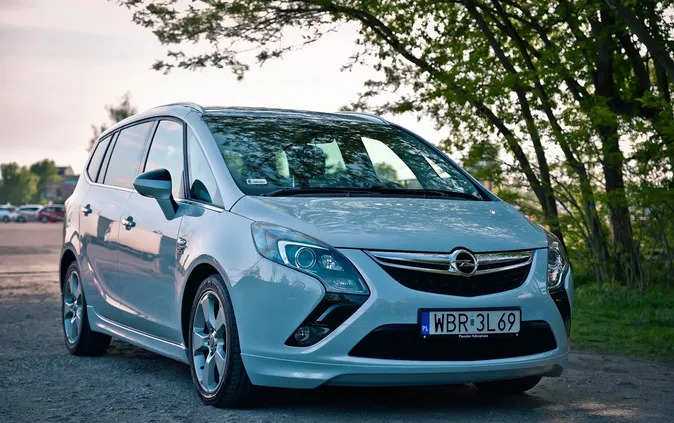 śląskie Opel Zafira cena 31500 przebieg: 256000, rok produkcji 2013 z Warszawa